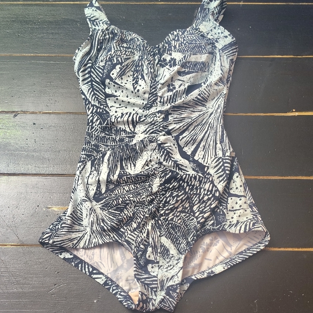 ****VINTAGE**** ROSE MARIE REID WOMEN'S ONE PIECE SWIMSUIT SWIMWEAR